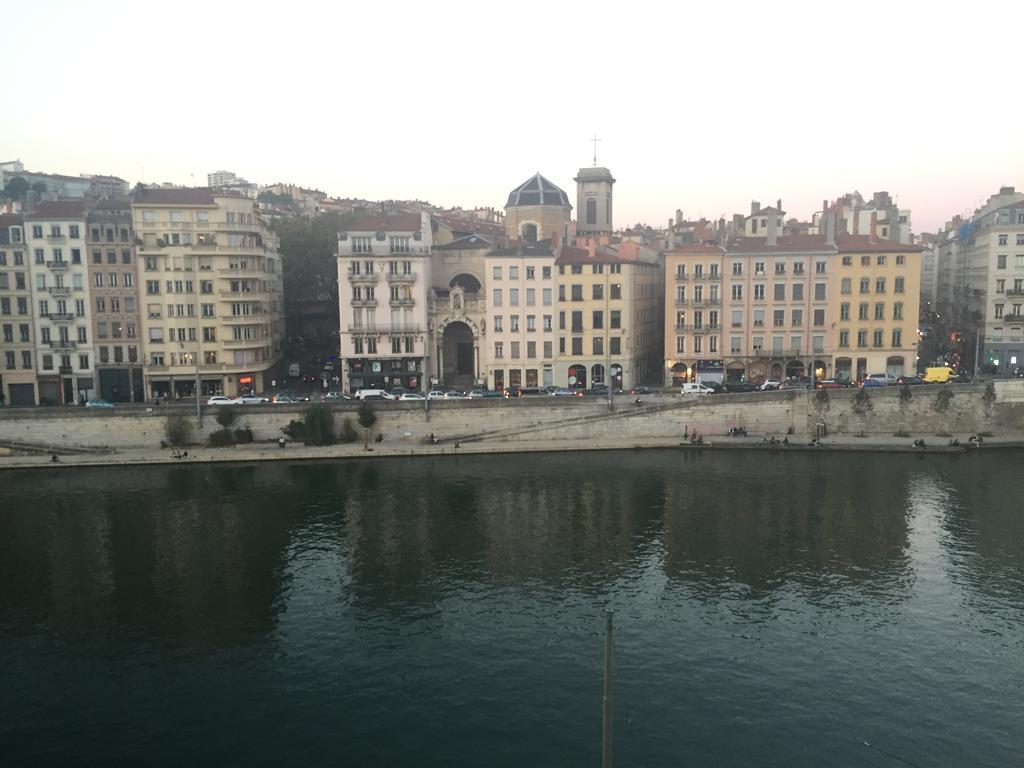 La "Pepite" Du Vieux Lyon Apartment Luaran gambar